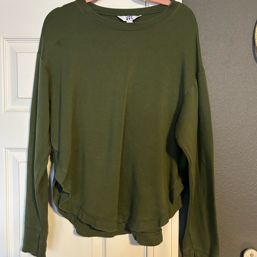 Joy Lab Olive Green Crewneck Sweatshirt in excellent condition!